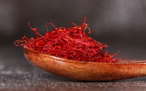 喝藏红花为什么脸越来越黑