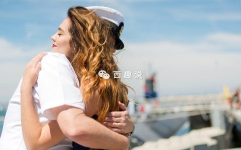 拥抱能感觉到胸吗