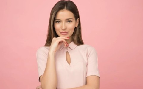 女人散发荷尔蒙的6个表现，她占了几个？