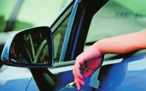 男生喜欢把手伸出车外的4个原因，你被说中了几个？